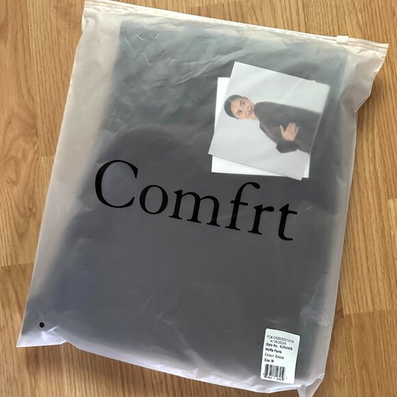 Comfrt Waffle Lounge Hoodie and Sweatpant Set in Cocoa - Medium (NWT) - Picture 4 of 7